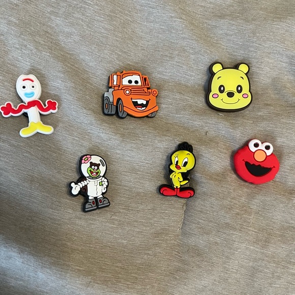 Random Character Charms - Picture 2 of 3